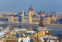 9 Insanely Beautiful Small Towns around the World