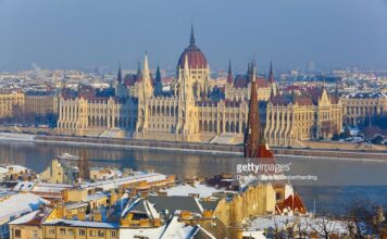 9 Insanely Beautiful Small Towns around the World