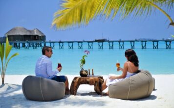 10 Most Beautiful Beach Bars in the World