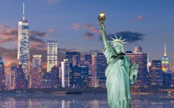 Top 10 Most Famous Statues in the World