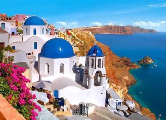 Unforgettable Destinations For First-Time Explorers in Greece