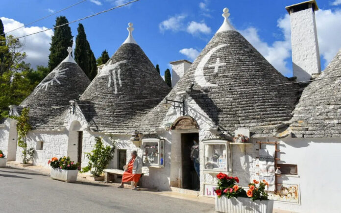 The 7 Italian Places To Visit Before You Die