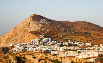 10 Prettiest Destinations In Greece