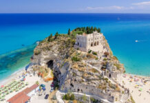 Top 10 Beaches With Clearest Waters In Italy