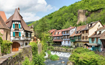 7 Beautiful Destinations In France Where The French Love To Go