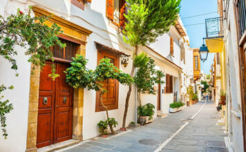 Top 10 Most Beautiful Old Towns in Greece