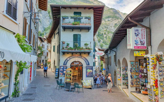 Top 10 Things to See in Lake Garda, Italy