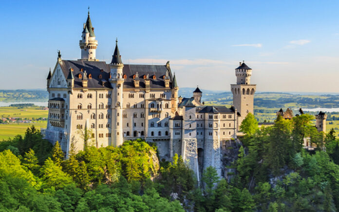 10 Architectural Marvels Unique to Europe