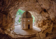 10 Surreal Places in Italy You Have To See To Believe