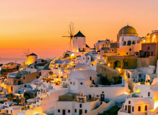 10 Best Romantic Greek Islands
